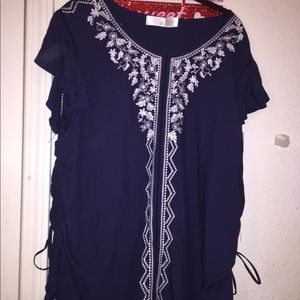 Navy flower loose flower shirt